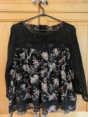 Lace Embellished Boho Top XL